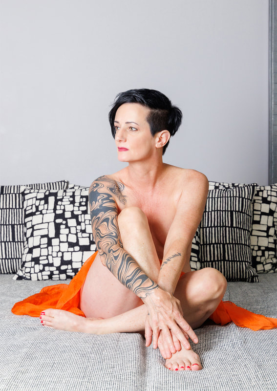 tantra-massage-tantramassage-zuerich-schweiz-masseurin-creative-bodymind-lia