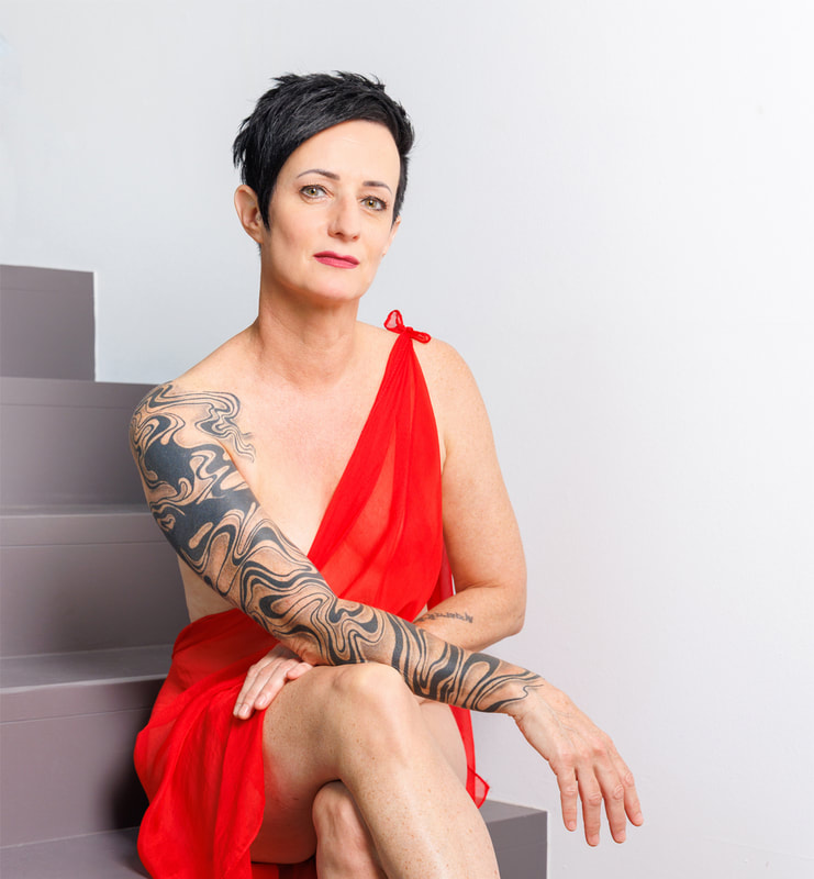 tantramassage-tantra-massage-zuerich-schweiz-masseurin-creative-bodymind-lia